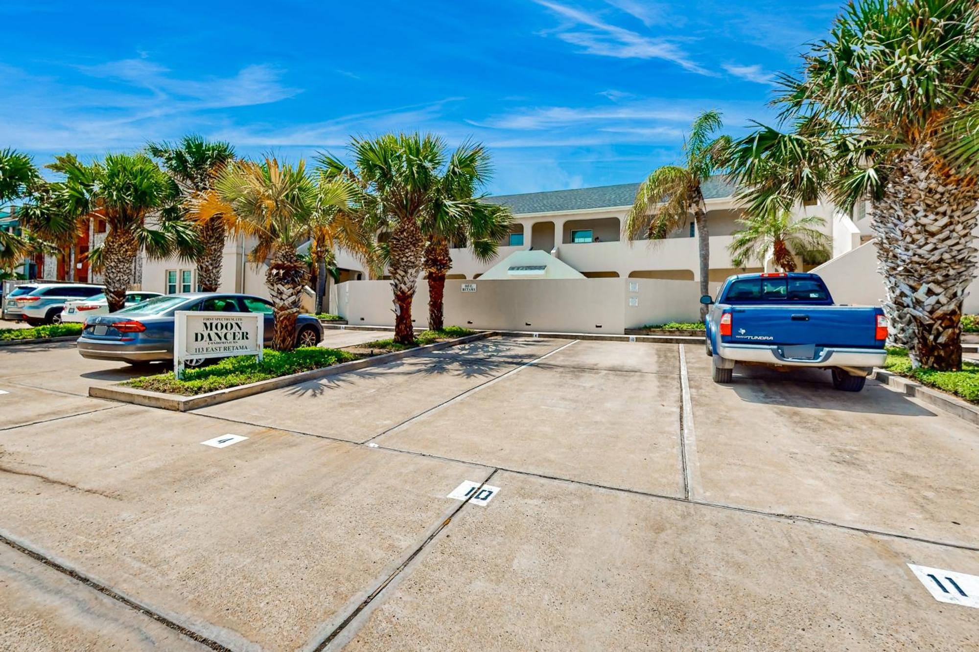 Moon Dancer Condominiums South Padre Island Rum bild